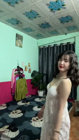 Xuyên thấu nha#xuhuongtiktok #damxinh #dongu 