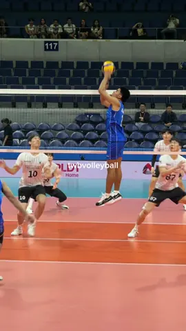 Owa 1-2 play  #fyp #foryou #4u #foryoupage #viral #volleyball #mensvolleyball #alas #alaspilipinas #hyundai  #creatorsearchinsights @Owa Retamar 