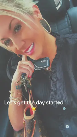 #happywednesday #letsgo #worklife #boss #livingthebestlife #dealershiplife #ms#ky#bekindtoeveryone 