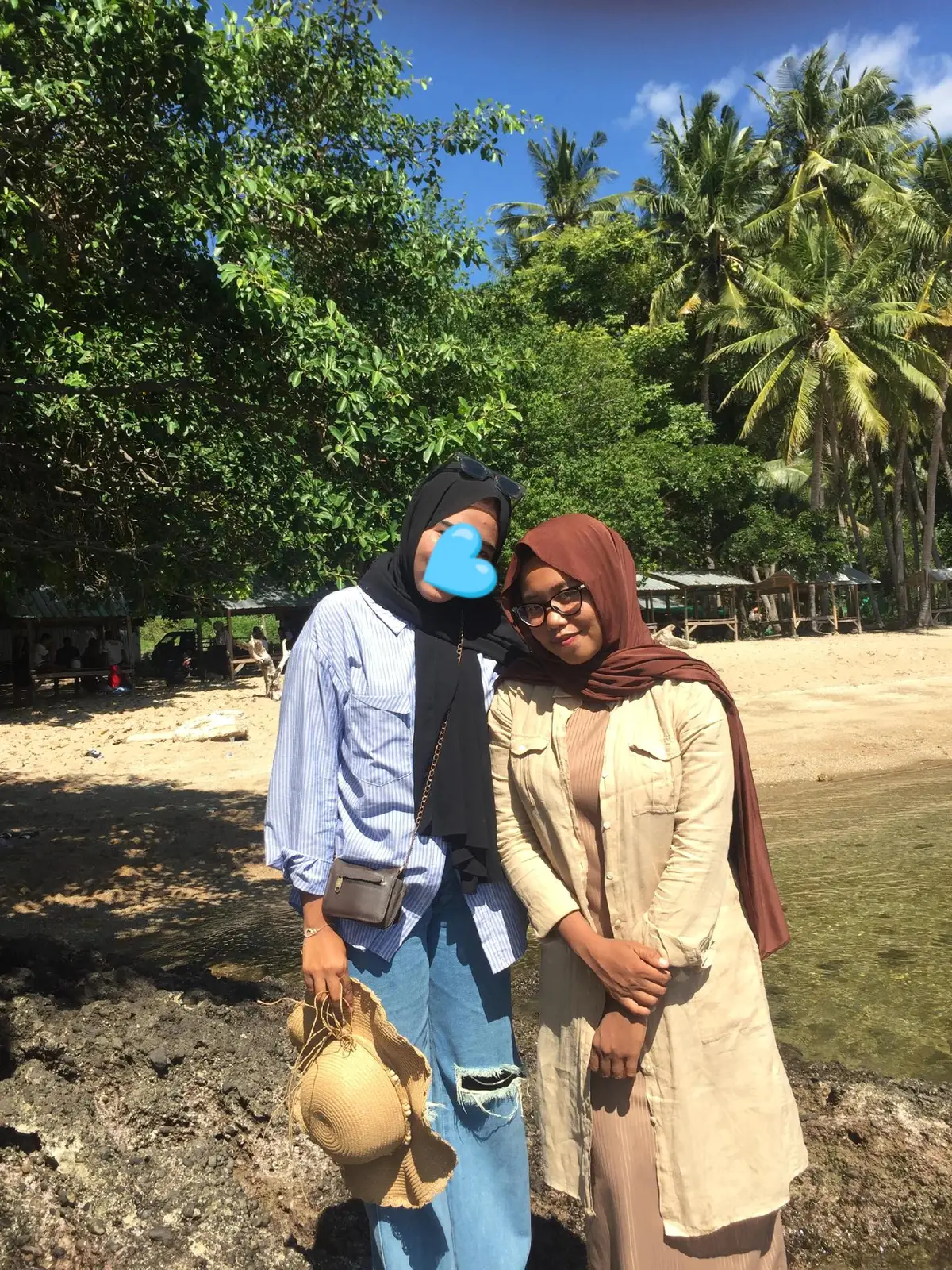 maira daeee🙄🤣. #produkAmbalawi #viraltiktok #ntbpride🏝️🌴 #oifandabeach🌊🌴🌴 #fypppppllllllzzzzzzシfypp 