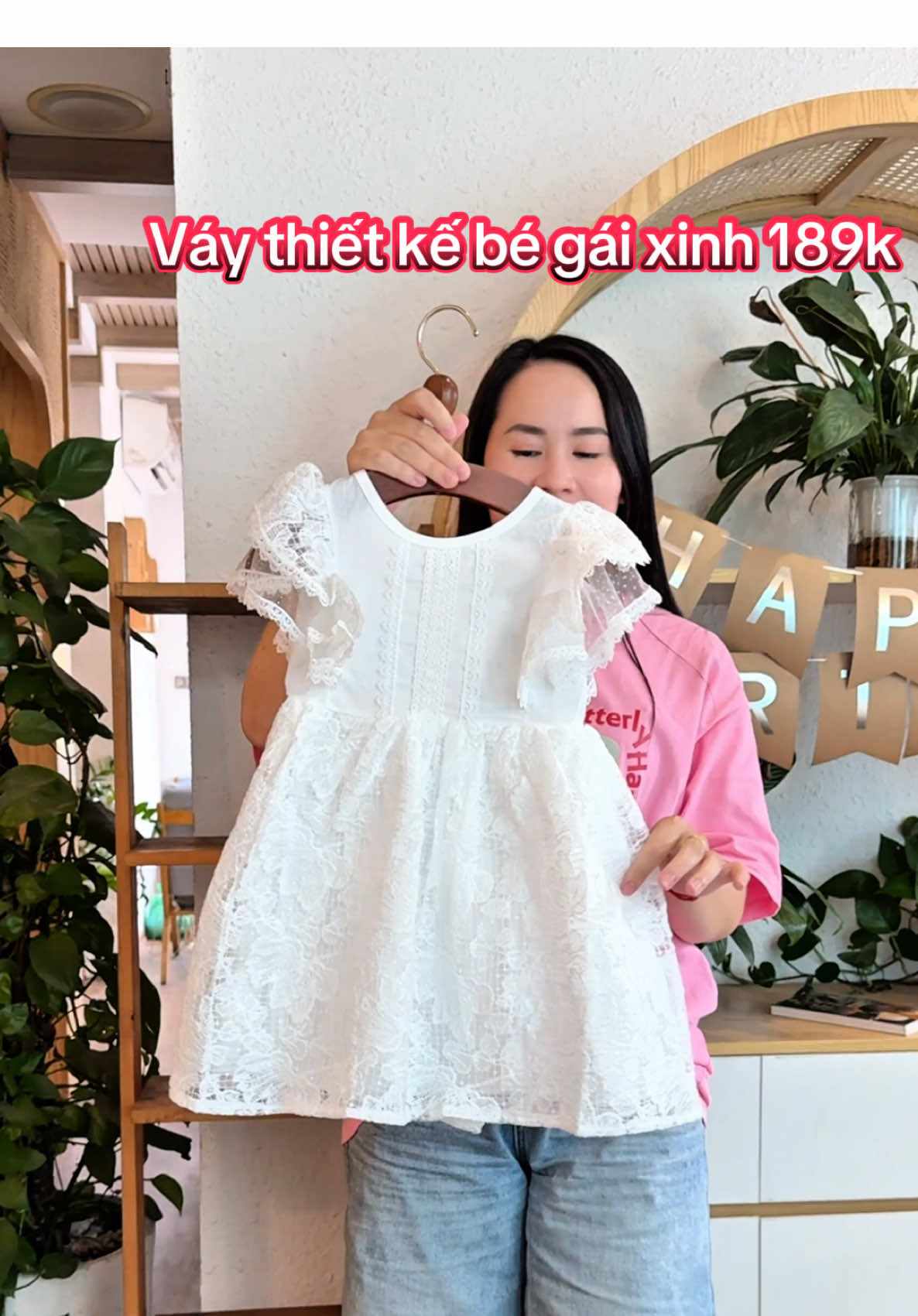 Váy thiết kế xinh lắm mẹ ơi #vaybegai #tiktokshop #thoitrangtreem #thoitrangbegai #vayxinhchobe #vaycongchuachobegai #vaythietkebegai #vaydibienchobe #dambegai #dambe #damthietkebegai 
