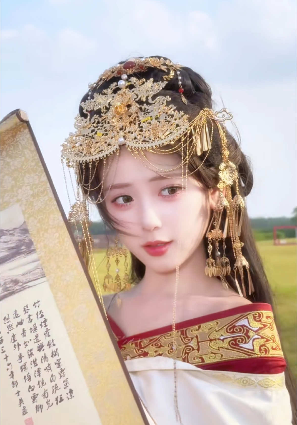 故事鲜艳…