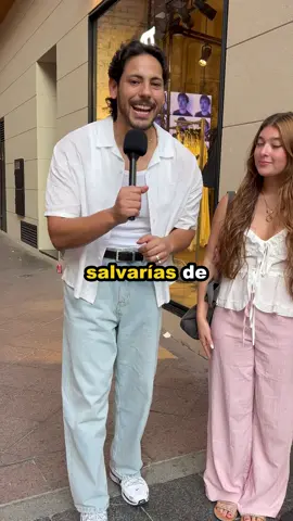 A quien salvarías?😮#entrevistasenlacalle #entrevista #queopinas #sociedad 