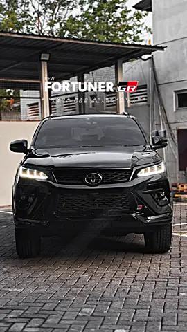 Toyota Fortuner 2.8 VRZ 4x4 GR SPORT TSS NON RSE Attitude Black Mica. Legenda hidup yang dijuluki sebagai Legender. Pemesanan Toyota Seluruh Wilayah Indonesia Hubungi : Mike - Account Executive Toyota Astra Auto2000 Surabaya Kenjeran 0812.3132.3273 #toyotafortuner #fortuner #fortunergrsport #fortuner4x4 #toyotafortunerclub #fortunergr #fortunerclub #fortunerlegender 