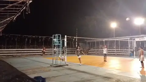 . #fyp #pemainpemanasan😅 #percayaproses🔥#volleyball #vollyasik 