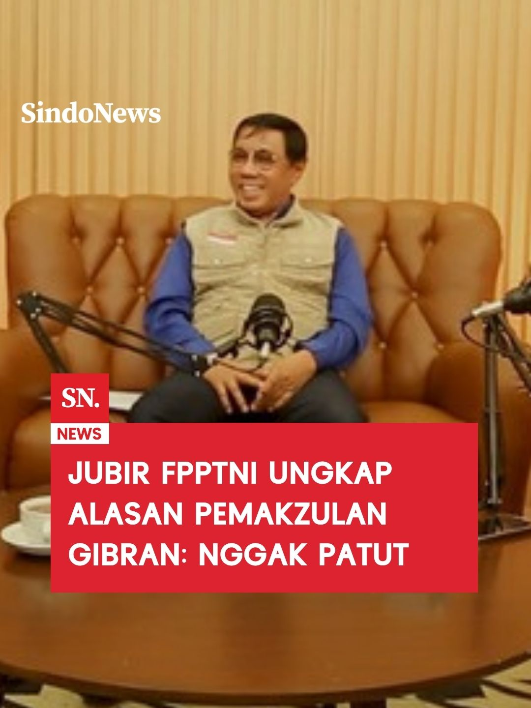 Jubir Forum Purnawirawan Prajurit TNI Laksma TNI (Purn) Moeryono Aladin mengungkapkan alasan tuntutan pemakzulan Wakil Presiden (Wapres) Gibran Rakabuming Raka. Menurut Moeryono, selain tidak layak, Gibran juga menabrak aturan perundang-undangan dan demokrasi dalam pencalonannya sebagai wakil presiden. Karena itu, ia menganggap Gibran cacat konstitusi. Saksikan 