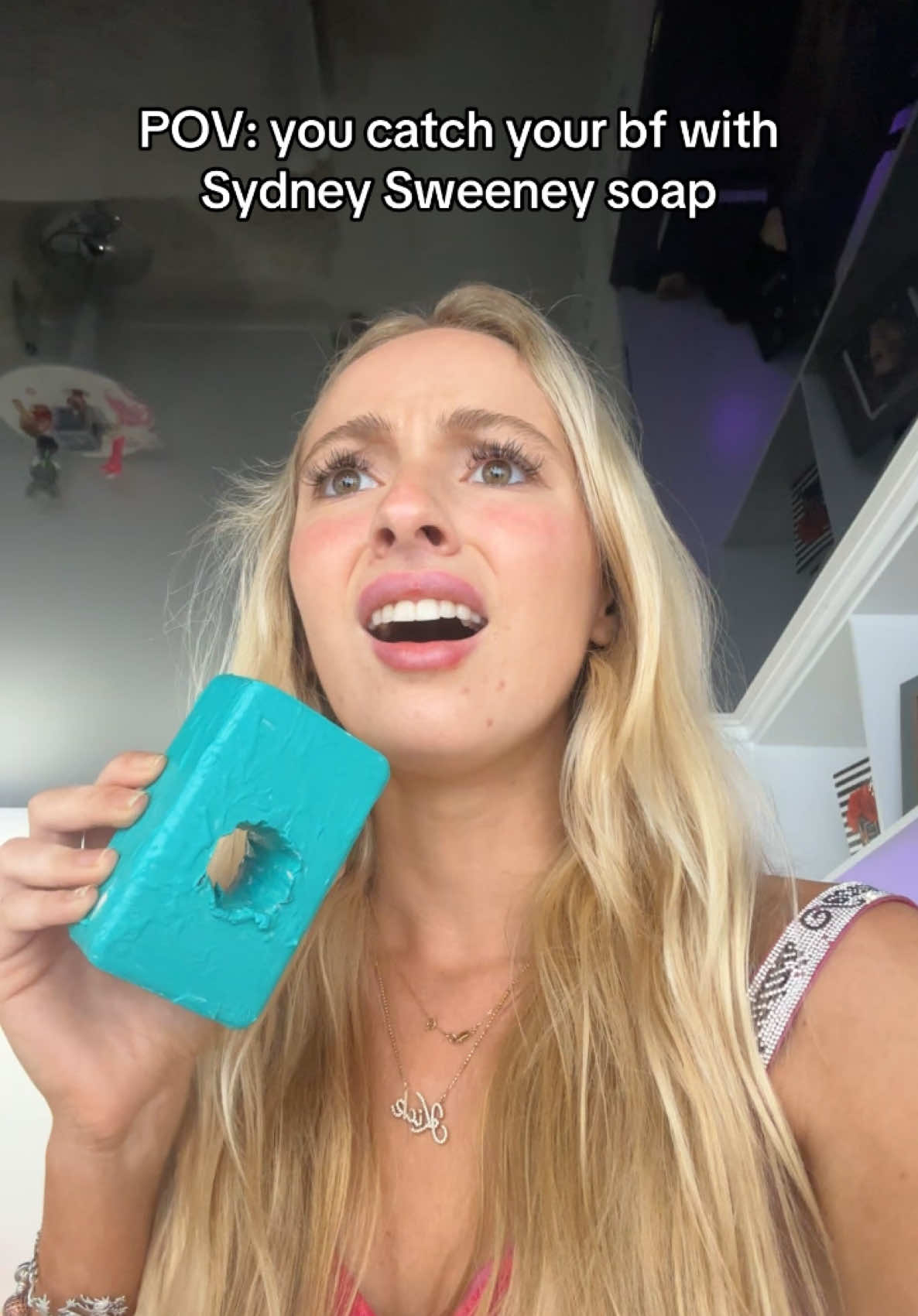 I can’t believe I caught him… #fyp #sydneysweeney #soap 