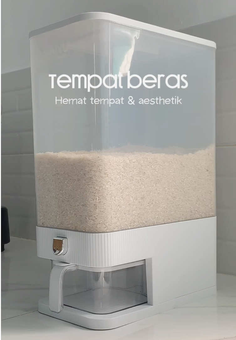 Ada 2 ukuran 5kg & 10kg #dispenserberas #dispenserberas10kg #dispenserberas5kg #tempatpenyimpananberas 