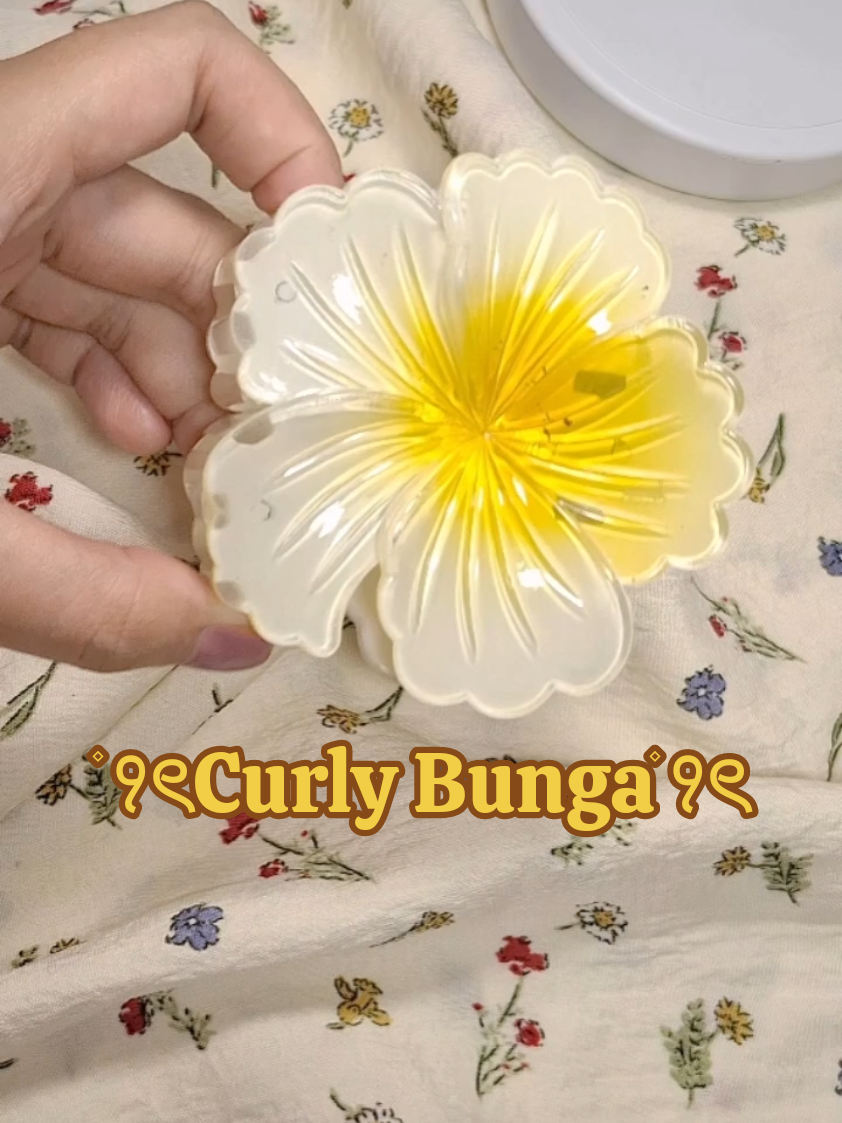Curly Bunga✨️💛 #aksesorislucu #jedaiaesthetic #jedaiviral #jedairambut #jedai #jedaikamboja #affiliatemarketing 