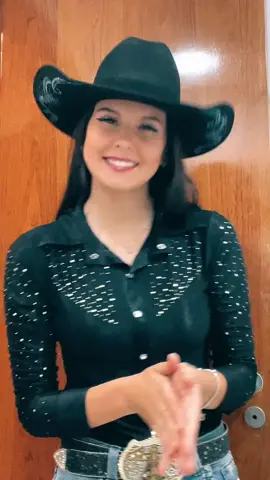 vidiozinho antigo da gata para lembrar um pouco kkkk #fyyyyyyyyyyyyyyyyyyyyyyyyyyyyyyy #teamoanacastela🌷💗 #anacastelacantora🤠🤠🤠 #AnaCastela 