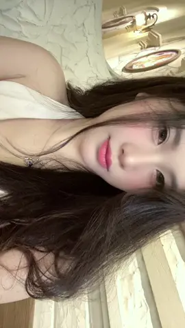 Tặng hoa gì cũng thíc nhé @i'm nguoi nuoc ngoai 🧔 #fyp #foryou #girl 