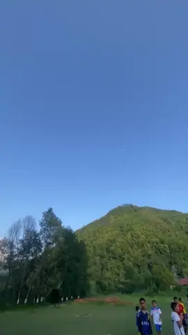 BHOTEWADAR LAMJUNG ⚽💪 #LAMJUNGFOOTBALACADEMY #fuctersuperstar #Football #keeploving #lamjungfootballacademy .