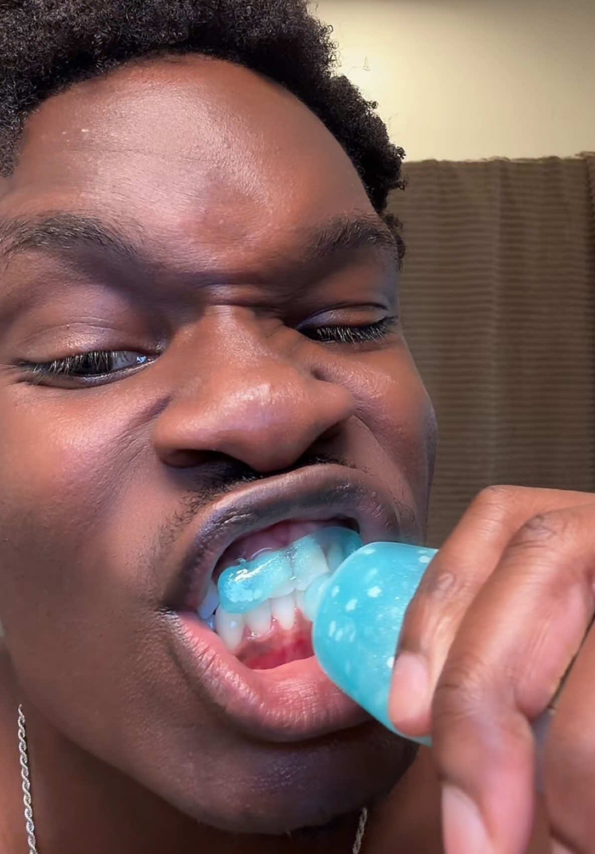 My favorite toothpaste of all time that fr works WONDERS!! 🦷 ✨ #bodyaccel #teethwhitening #whiteningtoothpaste #oralcare #niacinamide #toothpaste #glowupessentials 