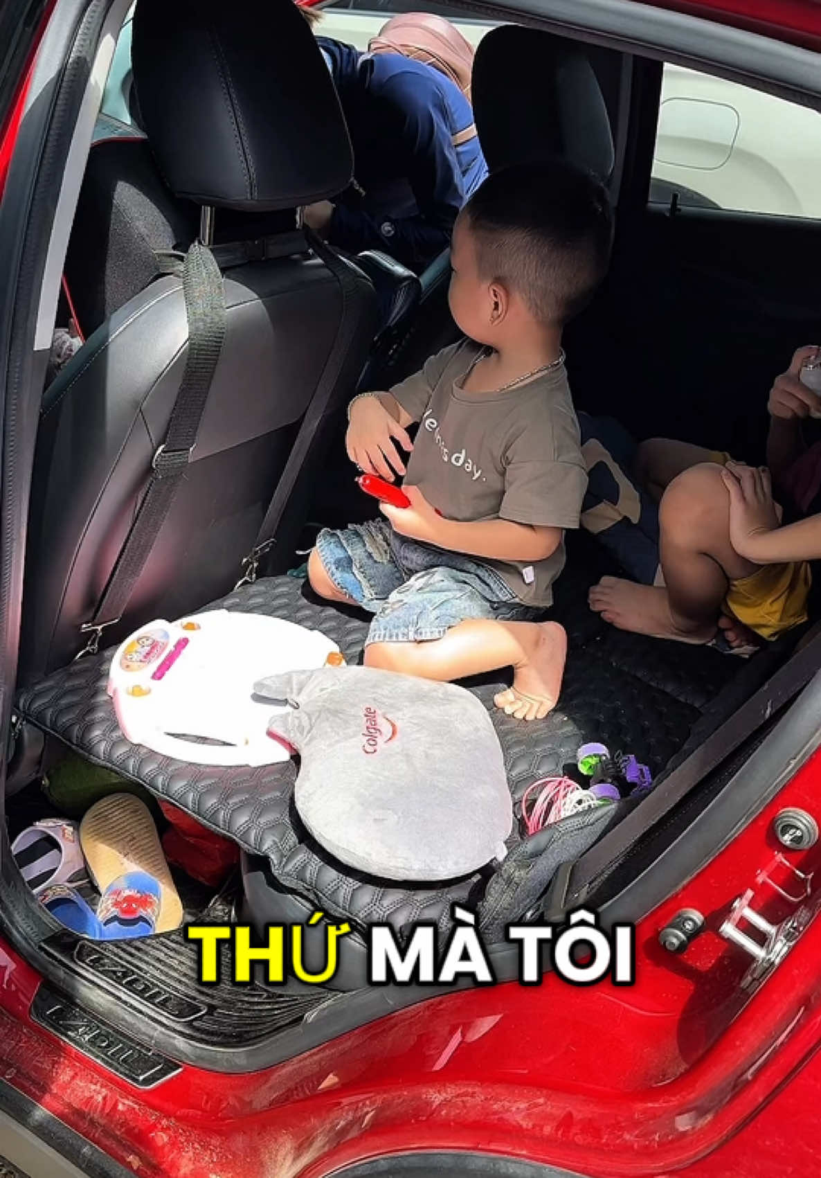 Đệm ghế sau ô tô. Dùng cho các chuyến đi xa như , về quê. Du lịch. Giúp các con không bị mệt #demgheoto #oto #treem #tiktokshop 