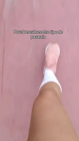 De Tacón 18 a zapatillas deportivas 🤘🏻👟 #fypシ゚ #parati #runninglifestyle #Running #fitnessmotivation #runners #rungirl #runnergirl #runner #runnerlife 