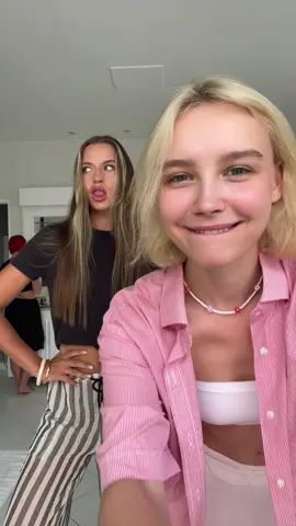 Besties 😜👑 @lolatate.lol @Ruby Lash @Rebecca  #exhouse #onlygirls #trends 