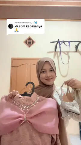 Membalas @حميرة🦋  sebenarnya ini semua beli di pasar, kalau pita bajunya jahit sendiri 😭🙏 #fyp #fypage #fyppppppppppppppppppppppp #wisuda #kebayawisuda #kebaya #graduation 