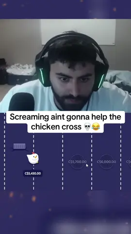 Screaming aint gonna help the chicken cross 💀😂 #kickstreaming 