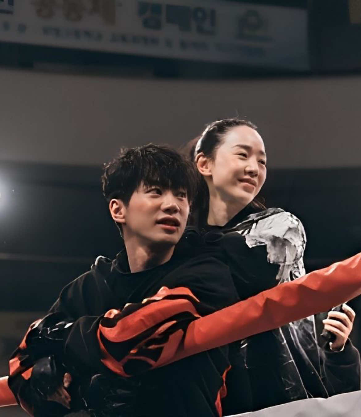 ghost ship có clorox chemistry thì sao? thì tha hồ múa bút chứ sao 🫦 trùm trường với gia thế trong ngành tư pháp: bố là công tố viên cấp cao, mẹ là luật sư, bác là cảnh sát trưởng, nhà góp vốn thành lập trường nên ai làm cô giáo So Si Min đau thì Han Soo Kang tính sổ từng đứa. fake context, ai tin thì kệ🤷🏻‍♀️ #leejunyoung #이준영 #shinhyesun #bravecitizen #cogiaoemlaso1 #weakhero#weakherooclass2 #약한영웅 #kdrama #kmovie #koreanmovie #kdramaedit #kdramalover #koreandrama #koreanactor #fyp #foryou #xuhuong #xuhuongtiktok