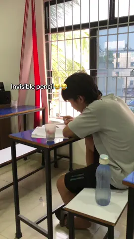 Sakalaka boom ko pencil🤣🤣 #itaharimuser #muksham_pangdhak #foryou #like #goviral #nepalitiktok #comedyvideo 