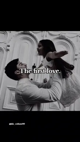The first love❤️‍🩹❤️‍🩹❤️‍🩹🥺🥺 #billieeilish #papa #loveyou #life #natural #girls #happy #dream #couleur #حب #تصميمي #sadstory #white #black #soul #ابي #اب #فقدان_الاب #فقد #شوق #حنين #sentiment #english 