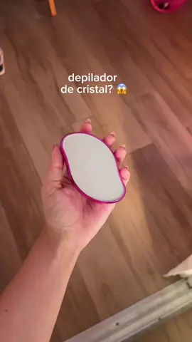 Quem aí já tá cansada de foliculite e manchas escuras? 👀💜 O Easycare é seu novo BFF! #DepilaçãoSemDor #PeleLinda