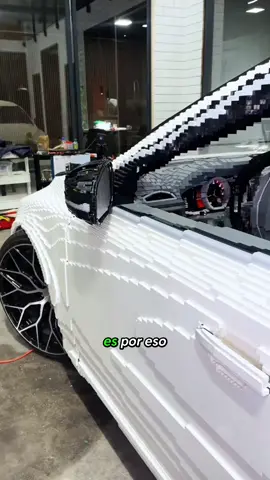 Auto de LEGO 