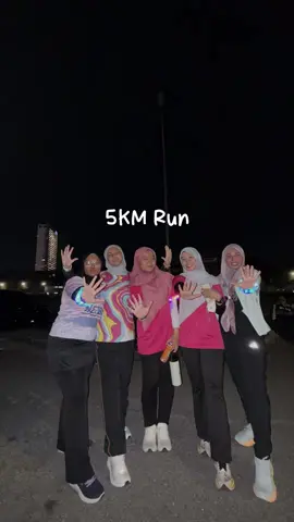 Love surrounding myself with women 🥰🥰 @WOMEN’S ONLY SOCIETY (WOS) #Running #runningclub #wosrunclub #womeninsports #sportsontiktok 