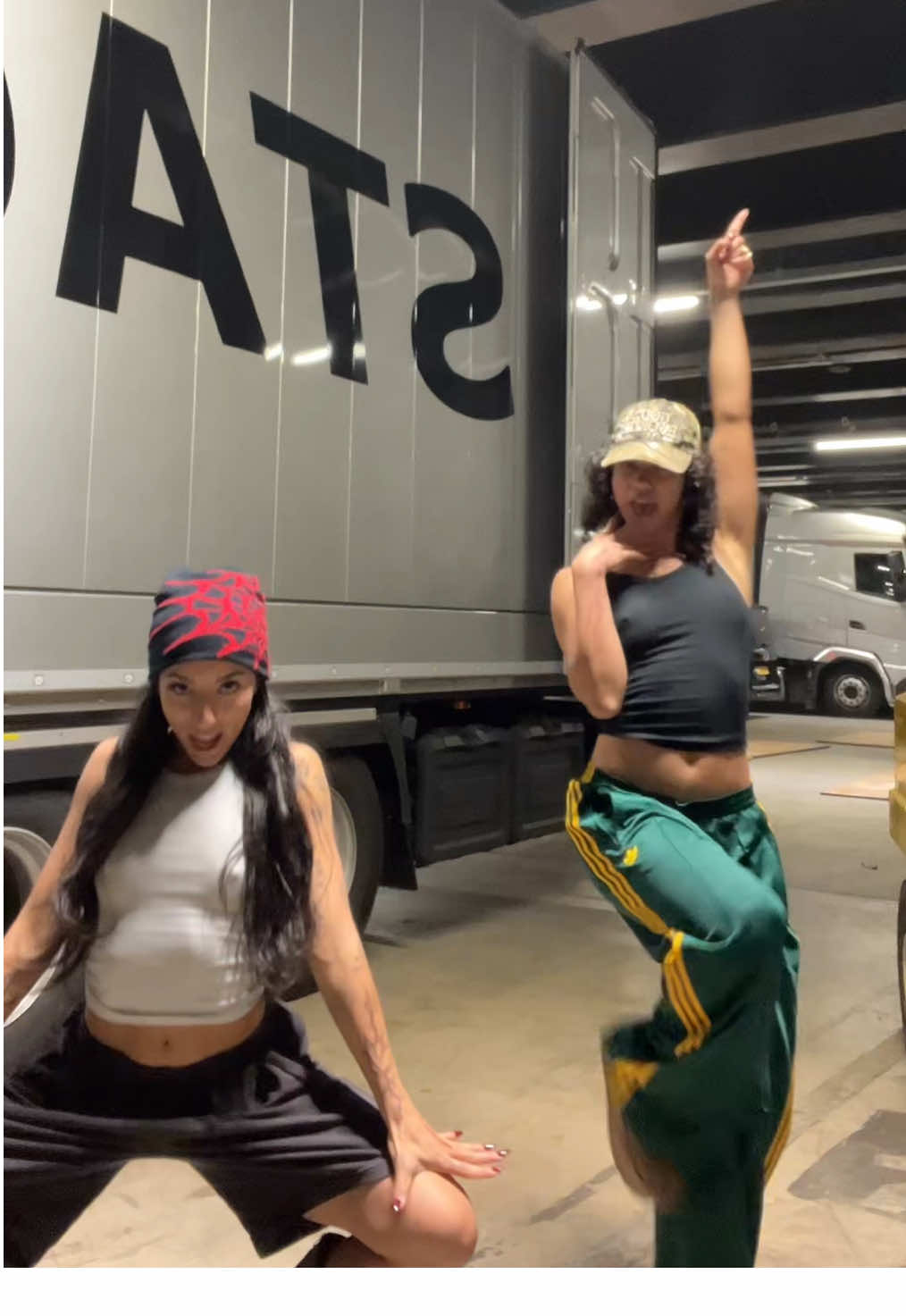 @Tylah 👭🏽 dc: @User8722 