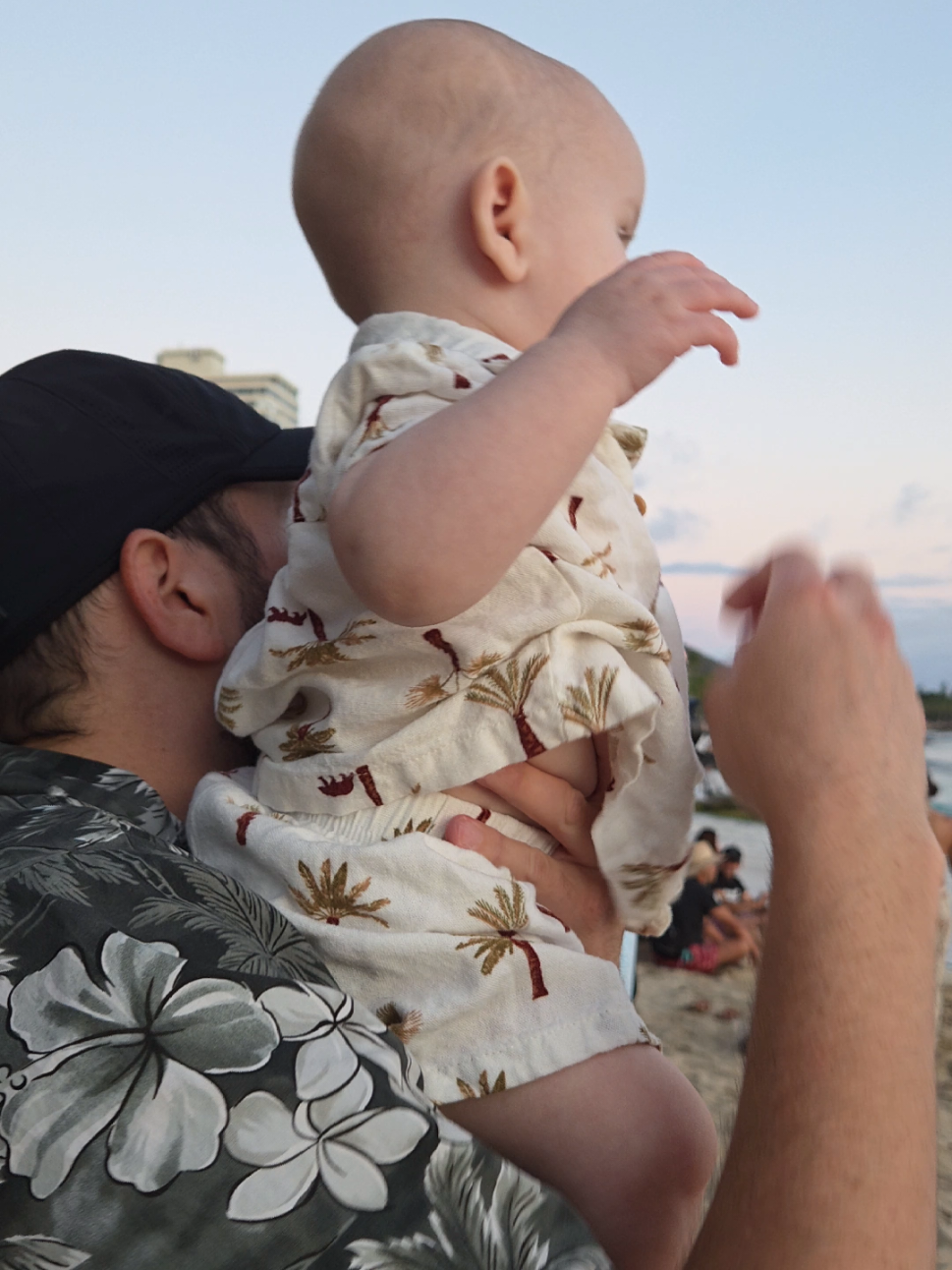 POV: You just found your go-to vacation sunscreen at Costco… in a VALUE PACK for under $20 👀☀️ Trust me, your beach bag needs this 🙌 @Vacation Inc.  #bestsunscreen #vacationspf 