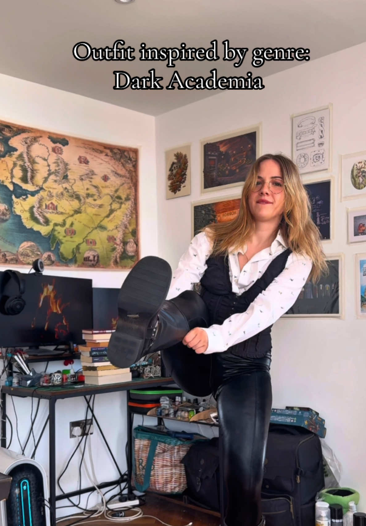 #darkacademiaoutfits #BookTok 