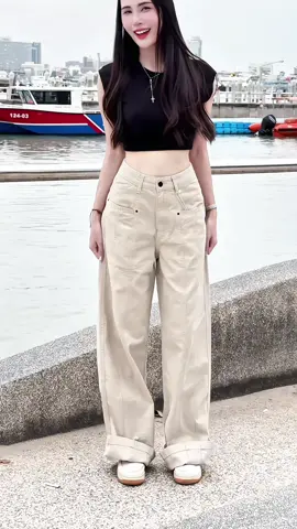 ยีนส์ทรงกระบอก ขากว้าง #กางเกงยีนส์ขากว้าง #กางเกงยีนส์ #กางเกงยีนส์ทรงกระบอก #ไอเดียแต่งตัว #เทรนด์วันนี้ 