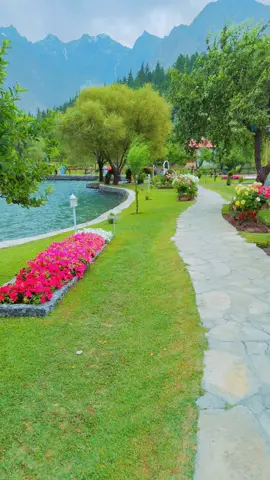 Vacation #tour #holidays #vacation #beauty #scene #skardu #views #fantastic #day #shangrila #accomodation #lakeview #gilgit #balti #resort 