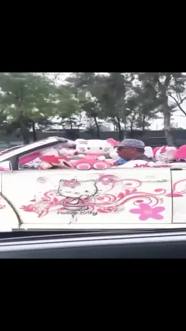 hello kitty whip🔥 (song: ilyTOMMY - fine shyt) #ilytommy #underground #fyppppppppppppppppppppppp #explorepage #car #hoodtrap #jerk #carsoftiktok #musicforyou #fypシ゚viral #hellokittylover #wthelly #fypdongggggggg #hellokitty #carsoftiktok #carslover #hellokittyandfriends #hellokittygirl #memecut #tiktokviral #tiktok 