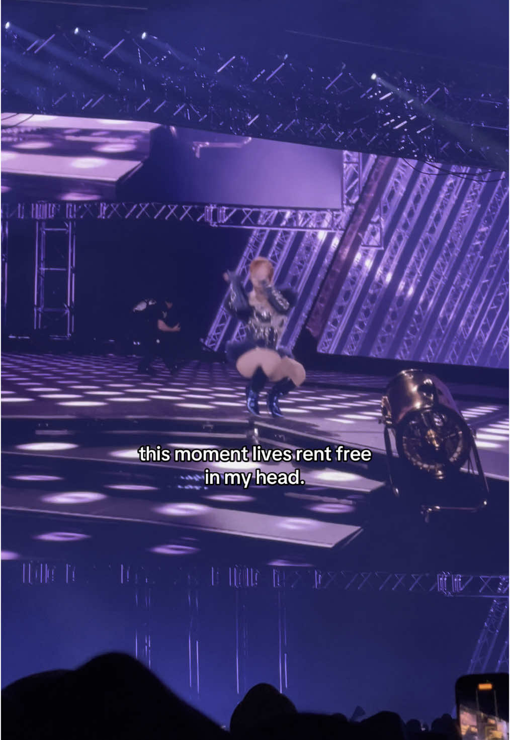 I actually refuse to get over Cowboy Carter tour…. @Honey. really ate that right tf up! 🤩🪩 #beyonce #cowboycarter #honeybalenciaga #ny #metlifestadium  #concert #tour #voguedance #voguing 