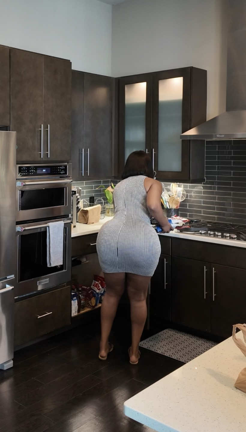 Who’s hungry ? 🤤 