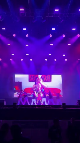 Su amor es mágico amiguitos! LOS AMO 💕  #laracampos #musica #magicoamor