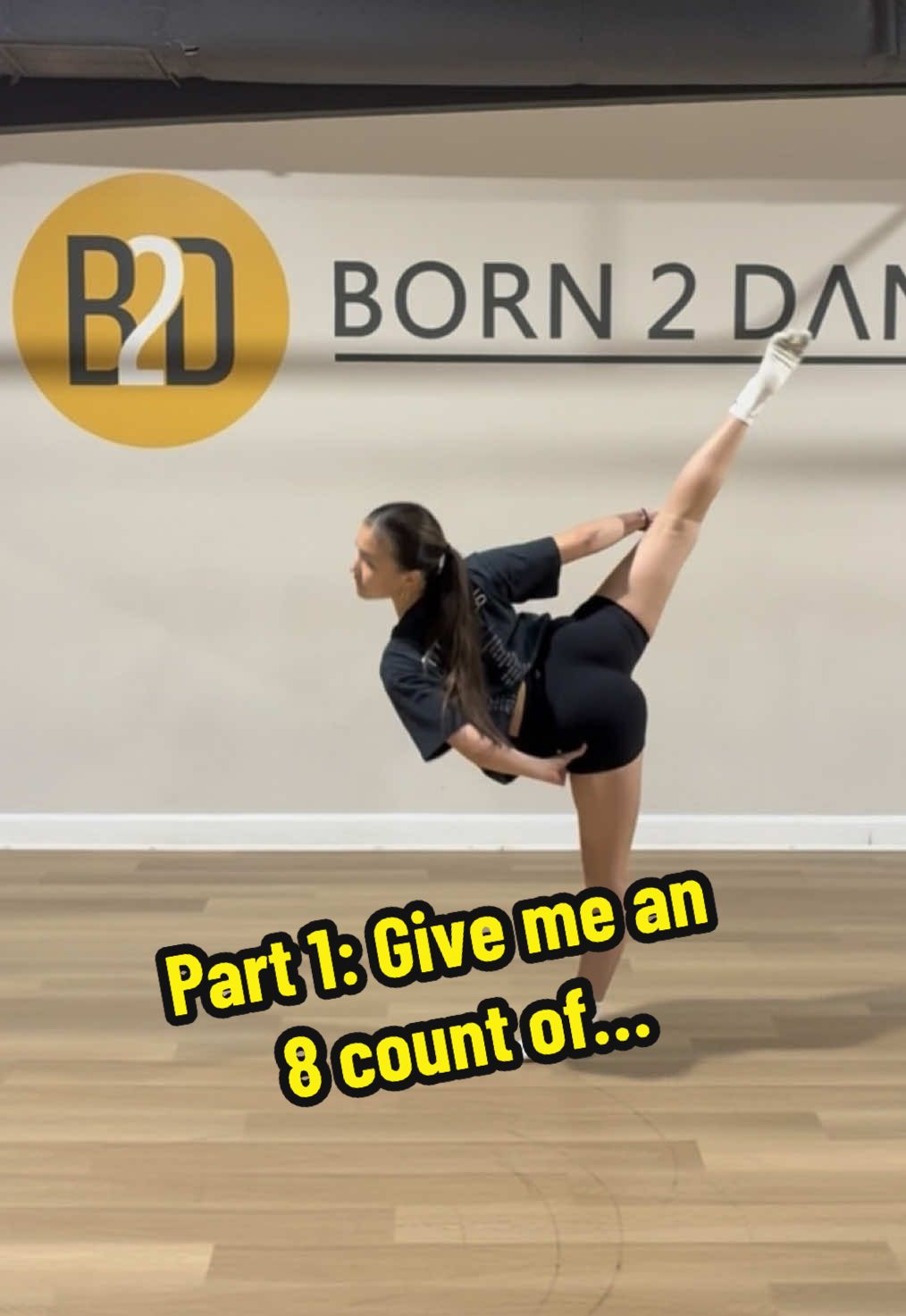 We asked our dancers to give us 8-counts and they understood the assignment 👏🔥 #8Count #Dance #Dancer #DanceStudio #B2D