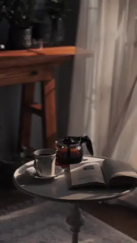 ثمّ أعود إلى ربّي فأجدهُ يؤنسُ وحشتي ويجبرُ قلبي.