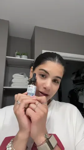 I’m traveling tomorrow and I already know I’m gonna get puffy 🥲🥲 I always hold onto so much water when I travel. Between sitting for hours and the food wherever I go, it just happens. So I’ve been using this liquid lymphatic support from Mary Ruth’s. It helps your body drain excess fluid and supports your lymphatic system, which is a big part of why we feel bloated or swollen sometimes. I take a dropper when I’m feeling off or before travel days, and it actually helps me feel lighter and less blah. #maryruthorganics #lymphaticsupport  #bloatingrelief #naturalremedies #wellnesstips #waterretention