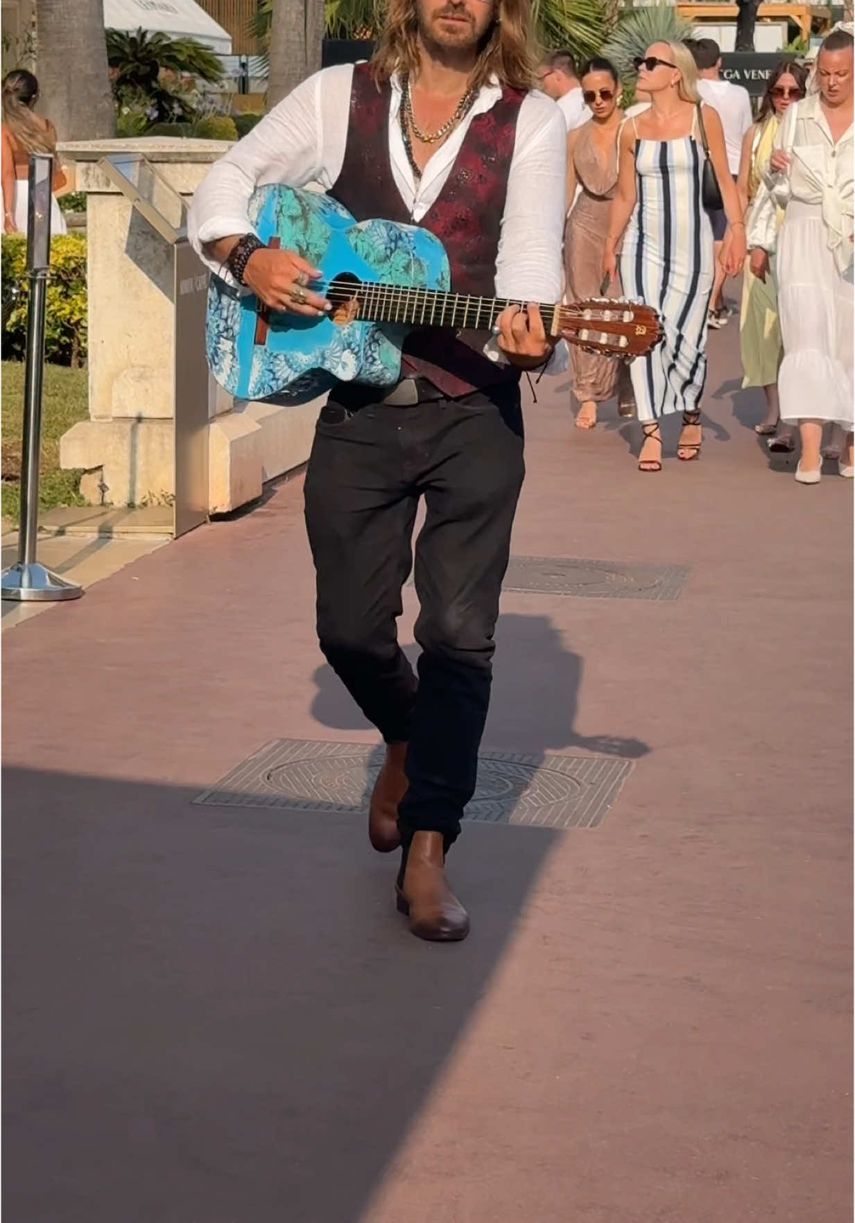 Cannes Street Style 2025 #viral #styl #fashion #outfits #shorts #reels #inspiration #StreetStyle #trends #fashionstyles #dresses #StreetFashion #outfitinspo #styleinspo #moda #mode #ideas #france🇫🇷 #cannes 