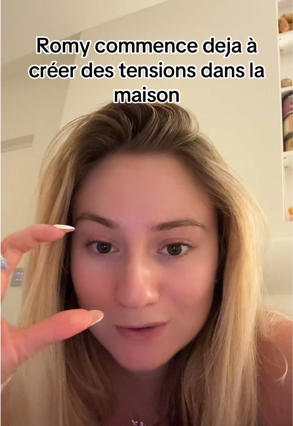 Tu fais la gueule ok mais au moins obéis a la Voix #pourtoi #secretstory #ss13 #secretstorylive #debrief 