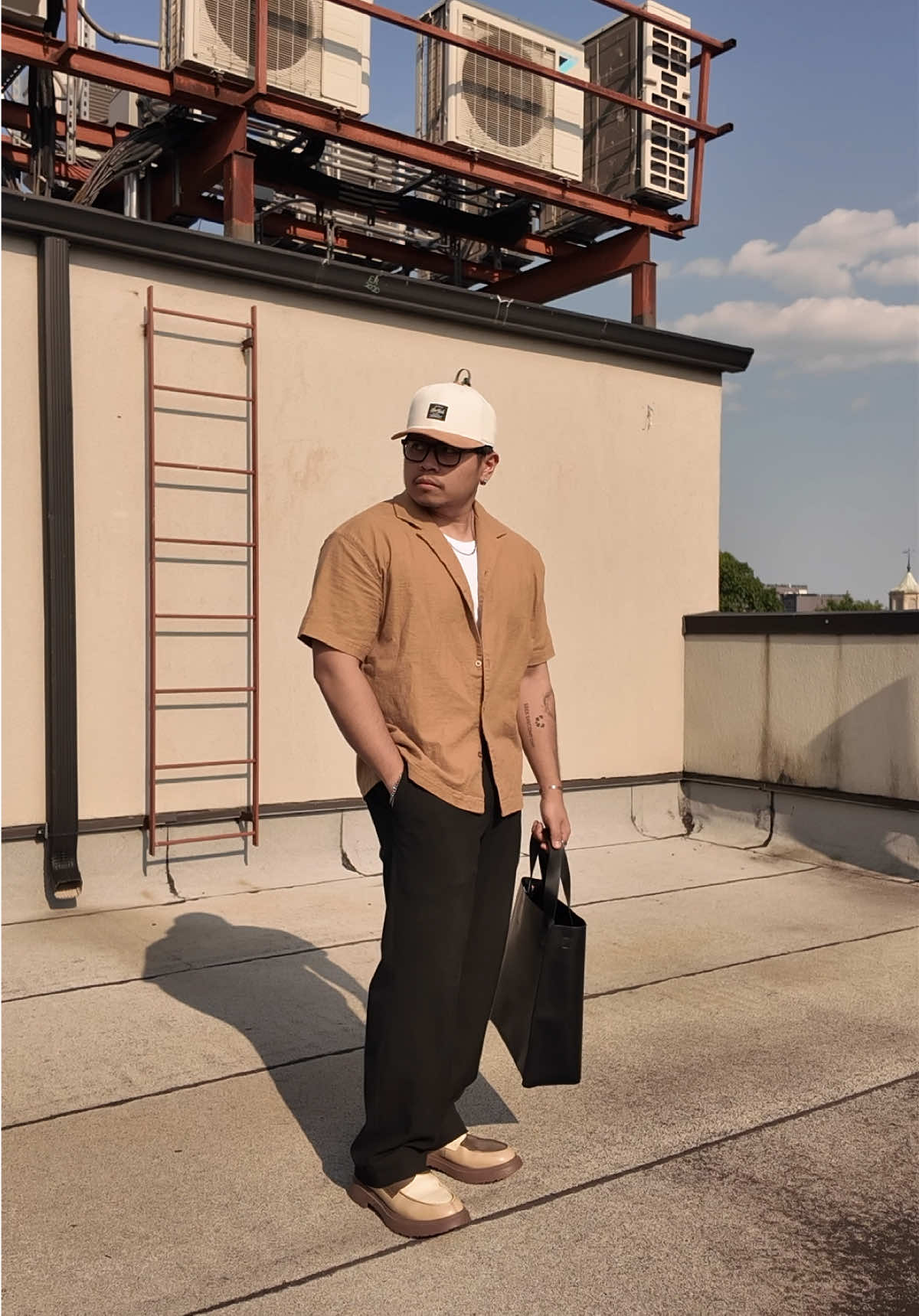 83° in the city @UNIQLO USA @ユニクロ【公式】 @asos @LE LABO Fragrances  • • • #mensfashion #outfitinspo #mensstyle #simplefits #SummerFashion #outfitideas #casualstyle #OOTD #fitcheck #foryou #fyp 
