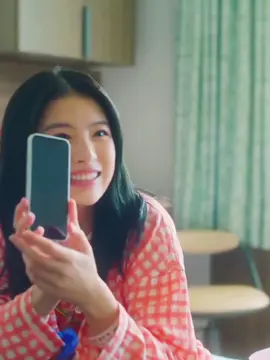 this movie is drive me crazy… #drawingcloser 