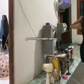 kek ada yang ngejar ga sih #jatuhsejatuhjatuhnya #fyp #viral #core #videolucu 