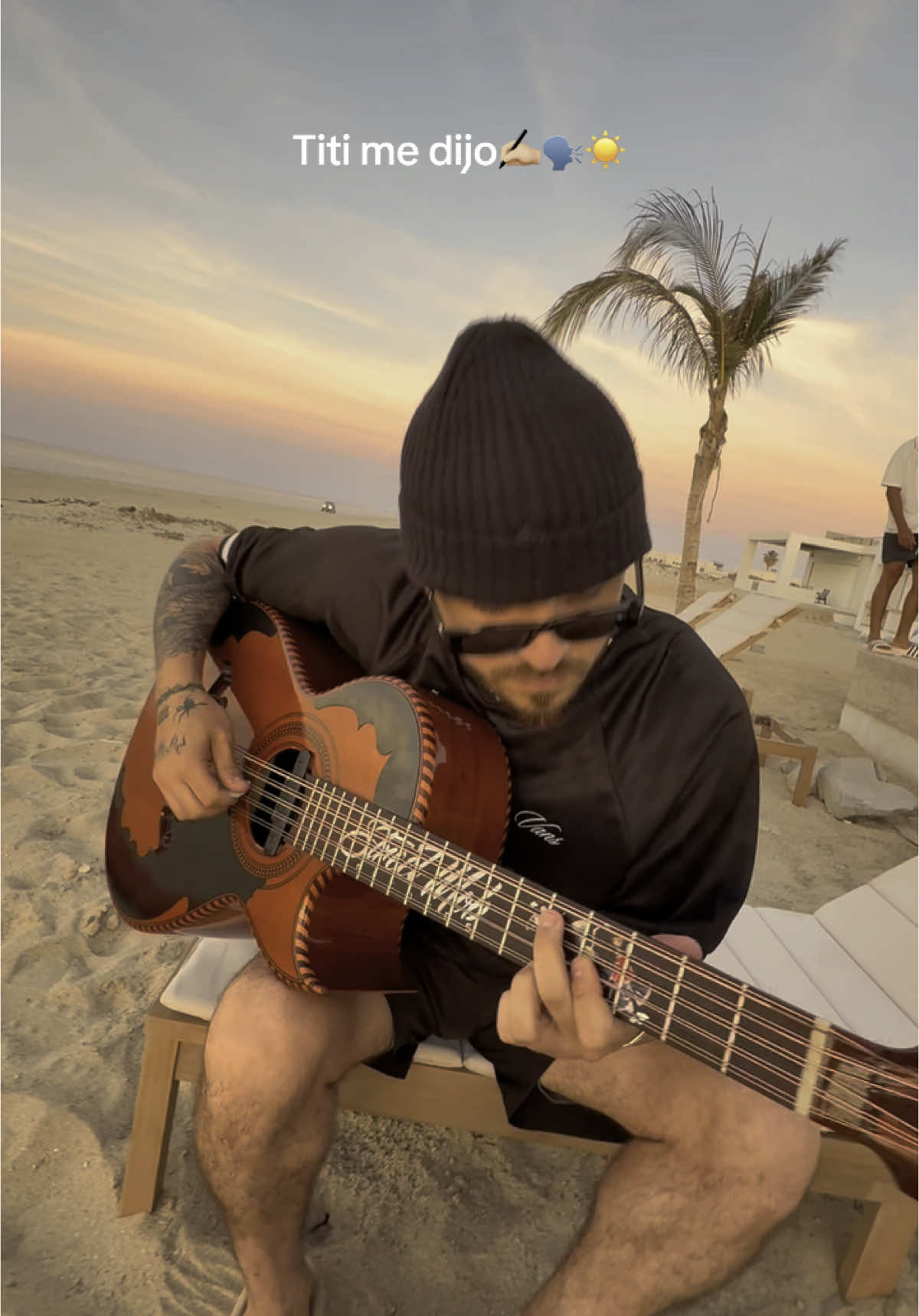 De las composiciones✍🏼👹 #paratii #corridostumbados #fuerzaregida #pesopluma #fyp 