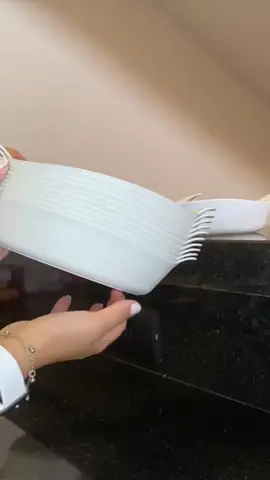 ✨ Achadinhos imperdíveis pra quem ama receber com estilo! Descubra 10 modelos de petisqueiras em formato de barquinha que são puro charme! 🛶 Perfeitas pra servir com criatividade e deixar a mesa ainda mais linda. Tem opções pra todos os gostos – e o melhor: com precinhos que cabem no bolso! 💸 Dá o play e já escolhe a sua favorita! 🍢👇 #shopee #cozinha 