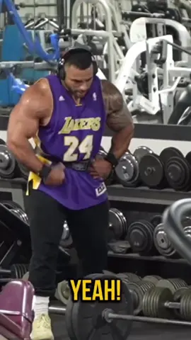 I´m just talking with my mum 😅 #anatoly #prank #gym 