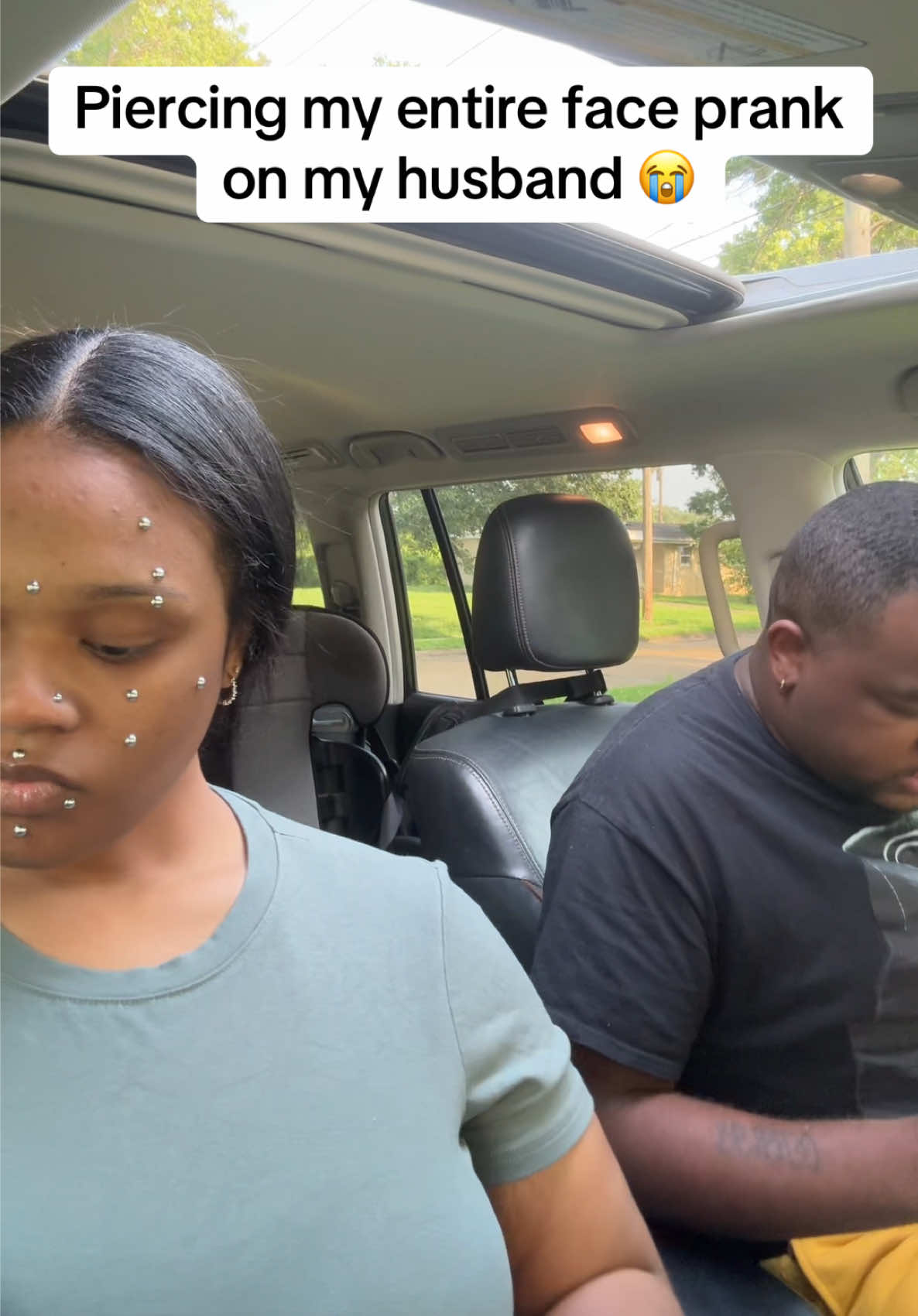 I look good and he knows it 😉😂 #couplecomedy #hilarious #reaction #fyyyyyyyyyyyyyyyy #funny #husbandandwifehumor #fake #shaexchris 