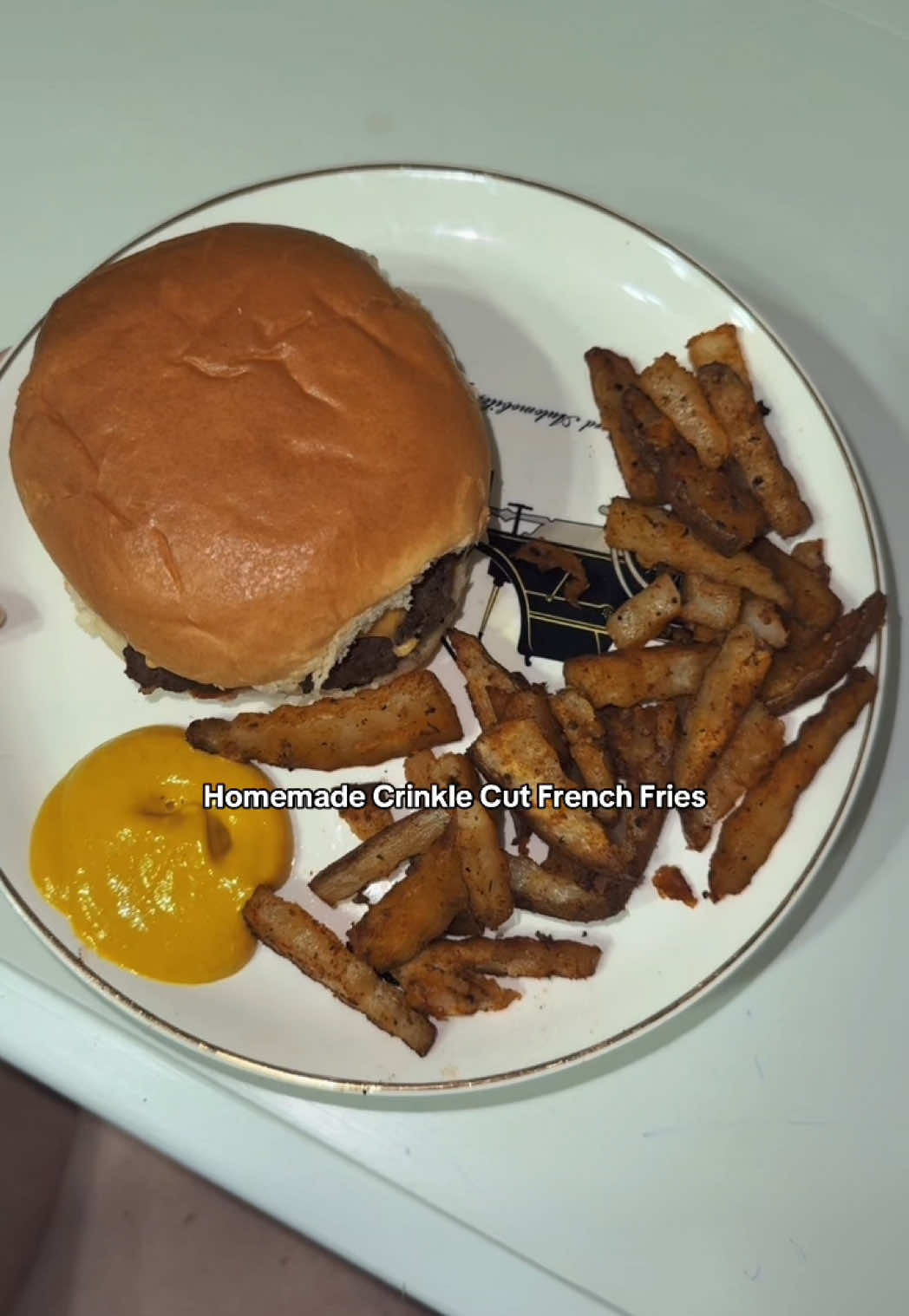 Can't convince me to buy any other crinkle cutter after my son was gifted this set 😅 How does it work SOO good for being completely toddler safe?  - - #fyppppppppppppppppppppppppppppppppppp #youngmom #toddlermomlife #fup #Recipe #ad #kitchengadgets 